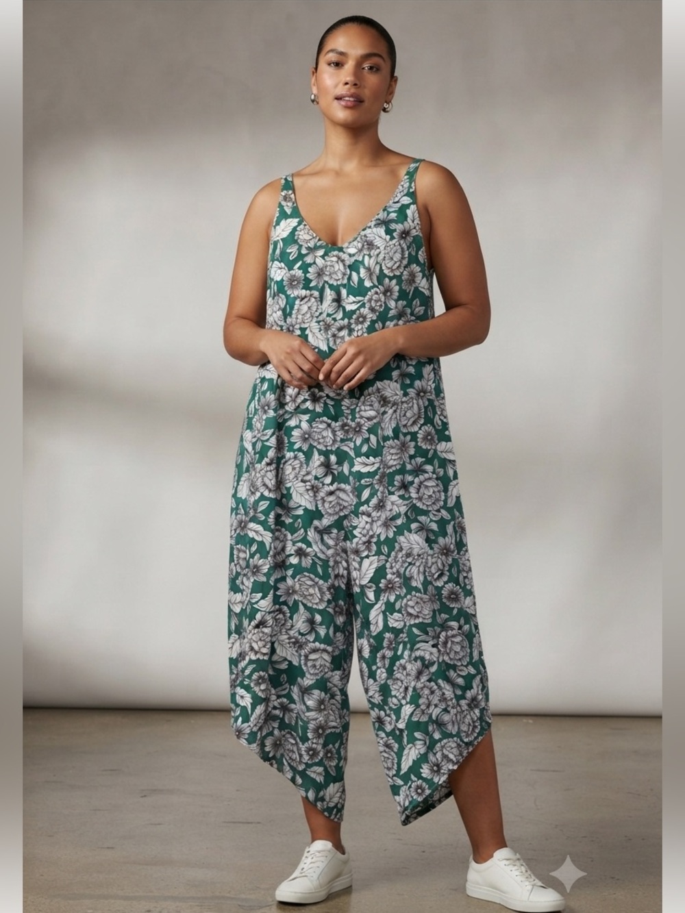 Harlow & Rose Green Floral Sleeveless Jumpsuit